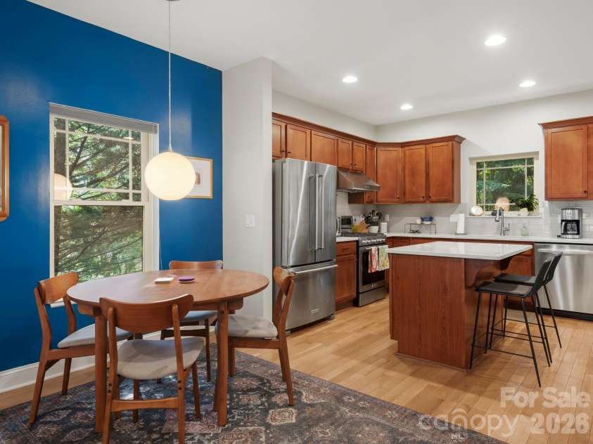 56 Harvard Place, Asheville, NC 28806.  MLS# CAR4412947, YatesRealty ID 44139. 