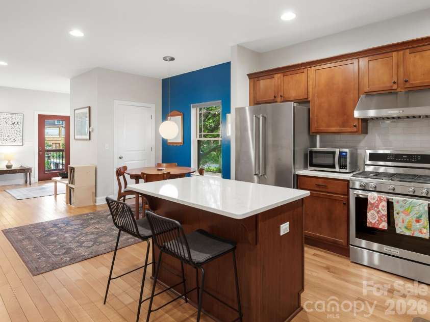 56 Harvard Place, Asheville, NC 28806.  MLS# CAR4412947, YatesRealty ID 44139. 