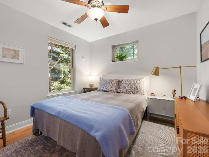 56 Harvard Place, Asheville, NC 28806.  MLS# CAR4412947, YatesRealty ID 44139. 