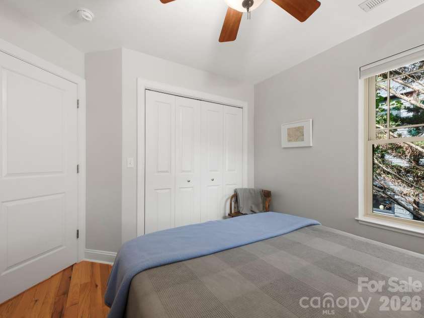 56 Harvard Place, Asheville, NC 28806.  MLS# CAR4412947, YatesRealty ID 44139. 