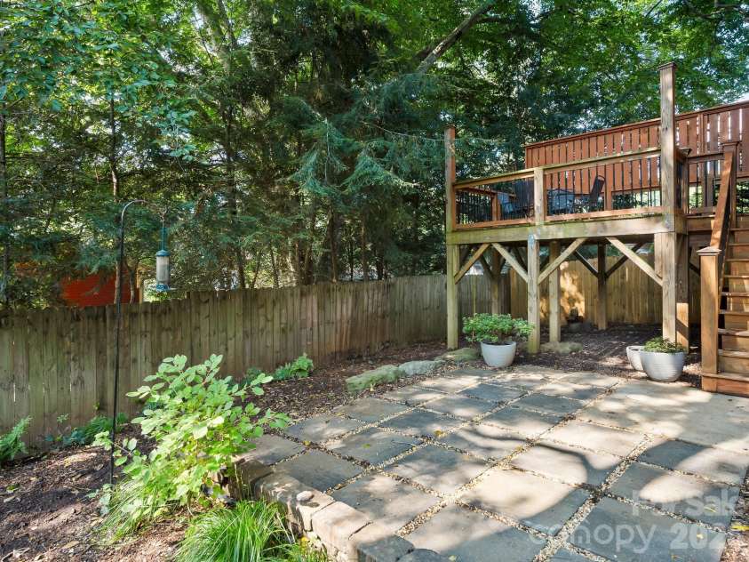 56 Harvard Place, Asheville, NC 28806.  MLS# CAR4412947, YatesRealty ID 44139. 