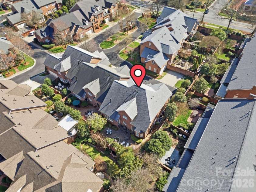 2917 Camden Park Place, Charlotte, NC 28210.  MLS# CAR4352754, YatesRealty ID 44140. 