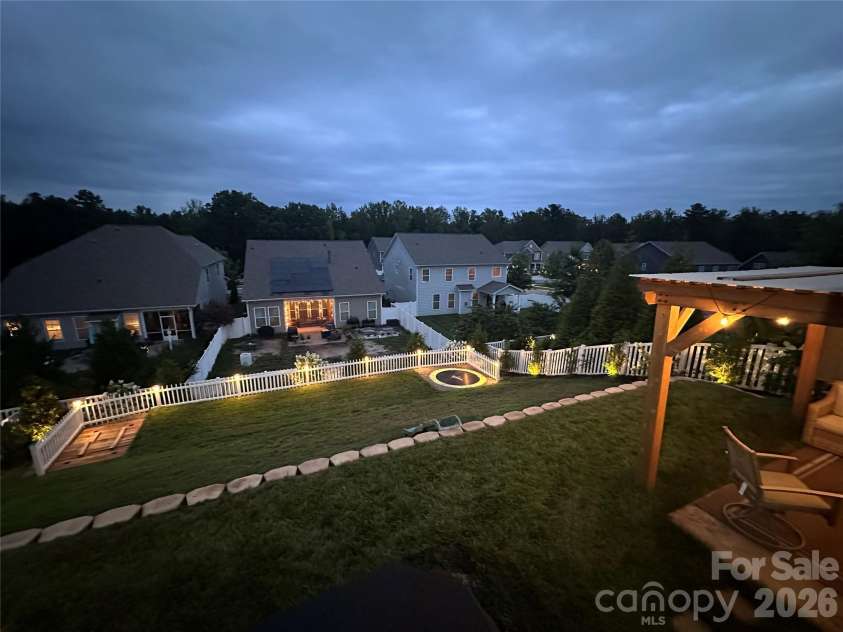 172 Longleaf Drive, Mooresville, NC 28117.  MLS# CAR4413694, YatesRealty ID 44142. 