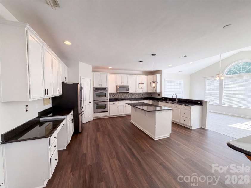 821 Pinkney Place, Stanley, NC 28164.  MLS# CAR4414610, YatesRealty ID 44143. 