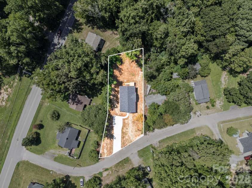 405 Hill Drive, Cherryville, NC 28021.  MLS# CAR4410967, YatesRealty ID 44144. 