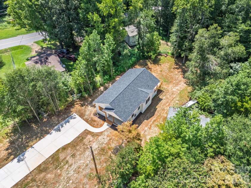 405 Hill Drive, Cherryville, NC 28021.  MLS# CAR4410967, YatesRealty ID 44144. 