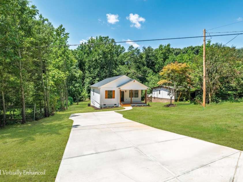 405 Hill Drive, Cherryville, NC 28021.  MLS# CAR4410967, YatesRealty ID 44144. 