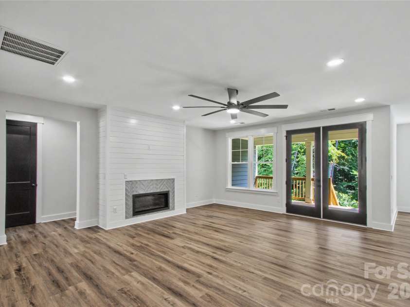 3201 Timber Run Lane, Maiden, NC 28650.  MLS# CAR4412257, YatesRealty ID 44145. 