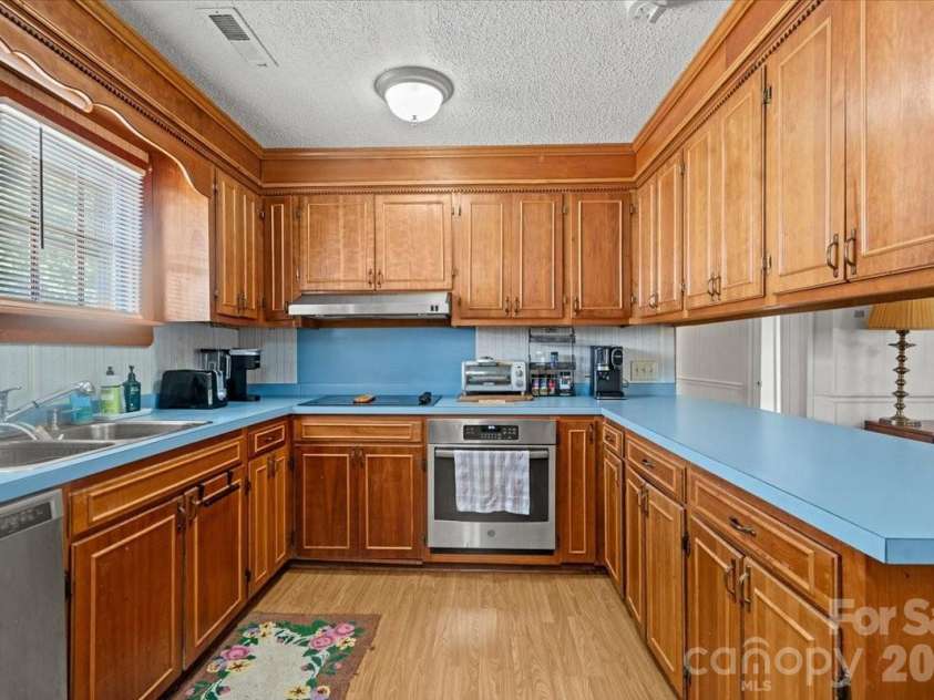405 Watson Hill Lane, Chesterfield, SC 29709.  MLS# CAR4400349, YatesRealty ID 44147. 