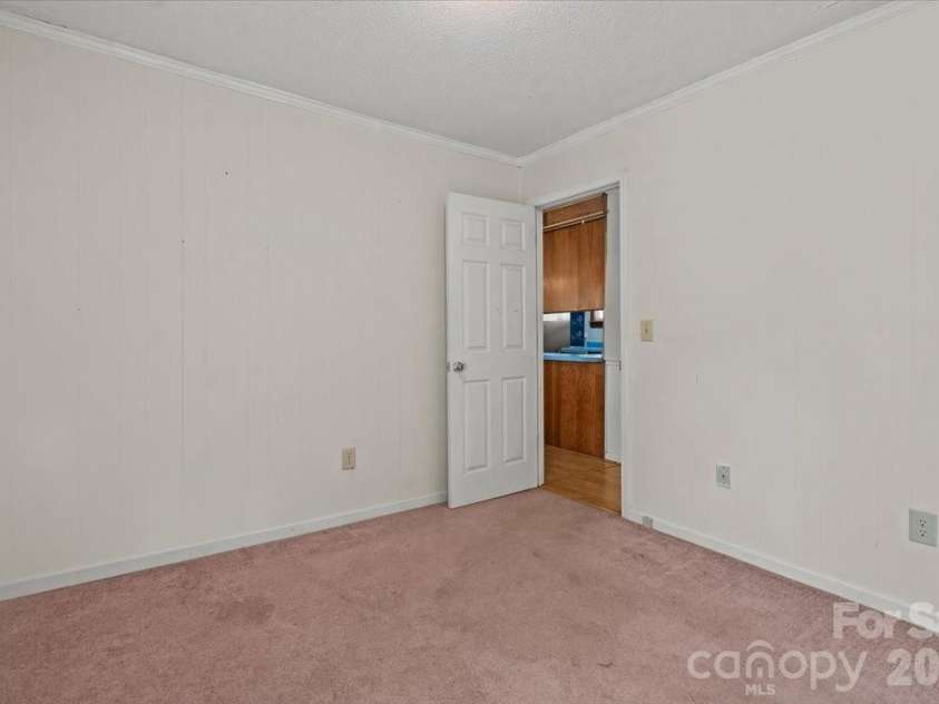 405 Watson Hill Lane, Chesterfield, SC 29709.  MLS# CAR4400349, YatesRealty ID 44147. 