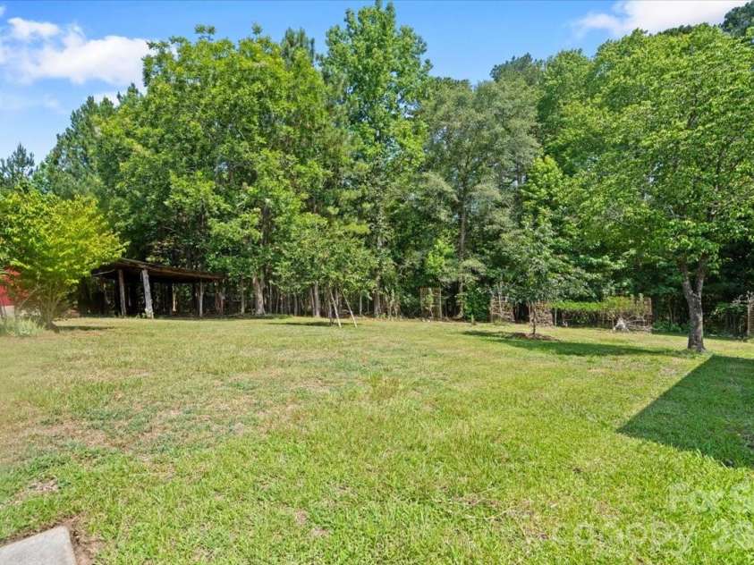 405 Watson Hill Lane, Chesterfield, SC 29709.  MLS# CAR4400349, YatesRealty ID 44147. 