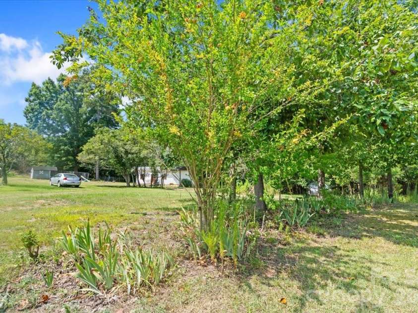 405 Watson Hill Lane, Chesterfield, SC 29709.  MLS# CAR4400349, YatesRealty ID 44147. 