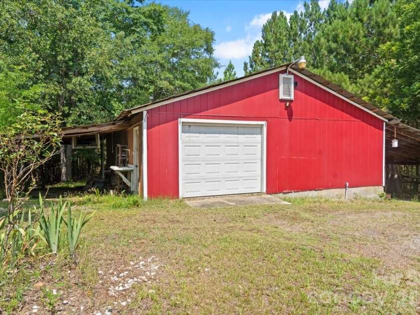 405 Watson Hill Lane, Chesterfield, SC 29709.  MLS# CAR4400349, YatesRealty ID 44147. 