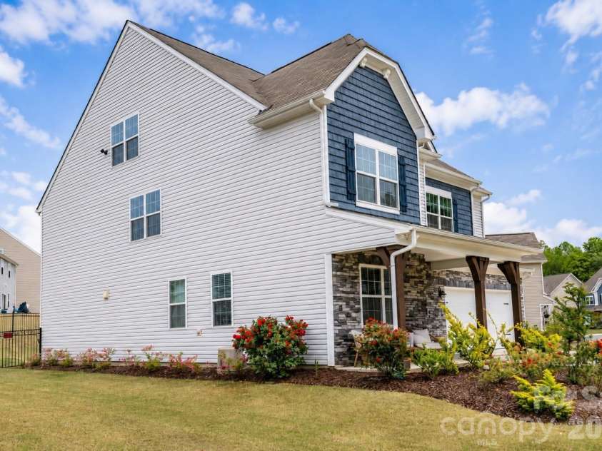 355 Kennerly Center Drive, Mooresville, NC 28115.  MLS# CAR4414239, YatesRealty ID 44149. 