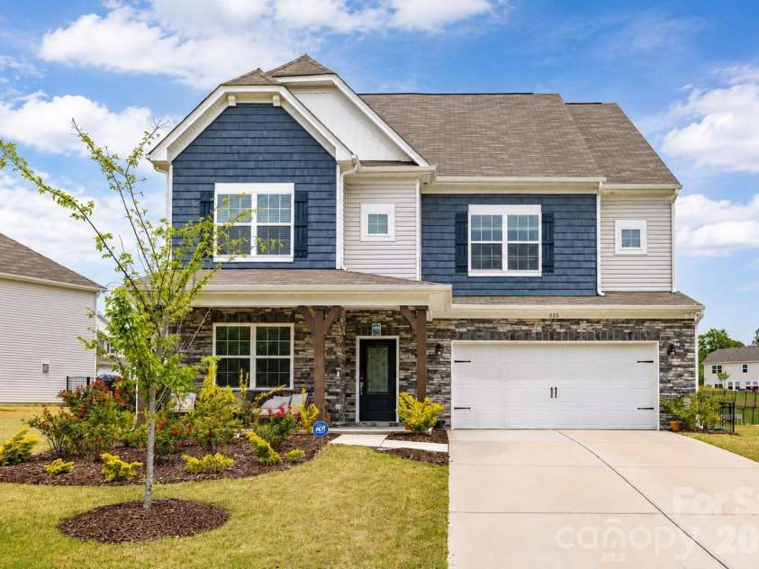 355 Kennerly Center Drive, Mooresville, NC 28115.  MLS# CAR4414239, YatesRealty ID 44149. Front