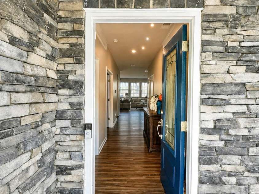 355 Kennerly Center Drive, Mooresville, NC 28115.  MLS# CAR4414239, YatesRealty ID 44149. Front Door
