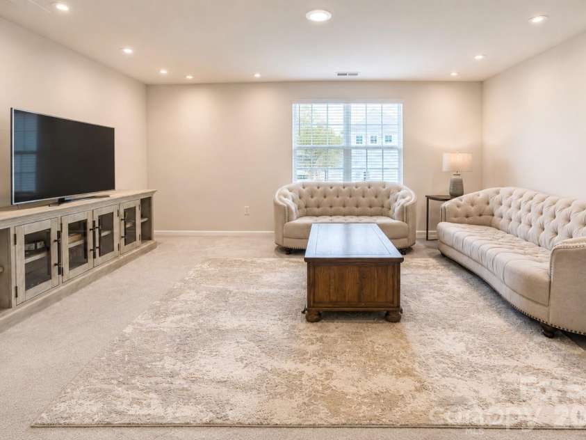 355 Kennerly Center Drive, Mooresville, NC 28115.  MLS# CAR4414239, YatesRealty ID 44149. Loft-2nd floor