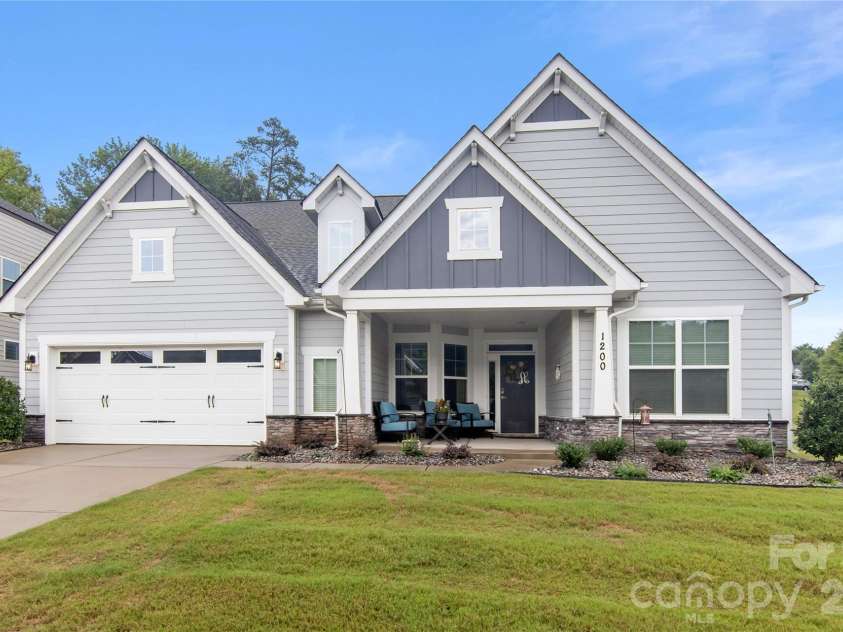 1200 Curling Creek Drive, Indian Trail, NC 28079.  MLS# CAR4414479, YatesRealty ID 44150. 