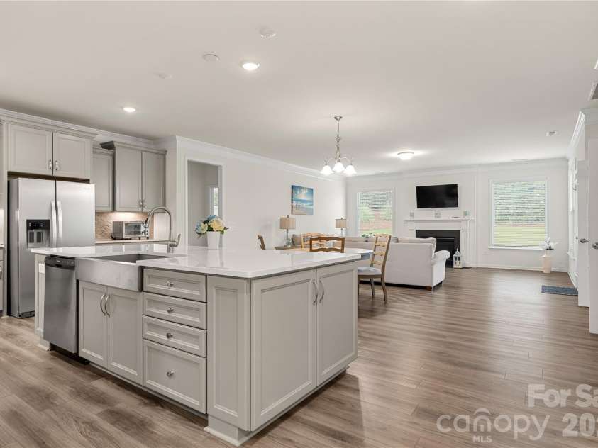 1200 Curling Creek Drive, Indian Trail, NC 28079.  MLS# CAR4414479, YatesRealty ID 44150. Kitchen