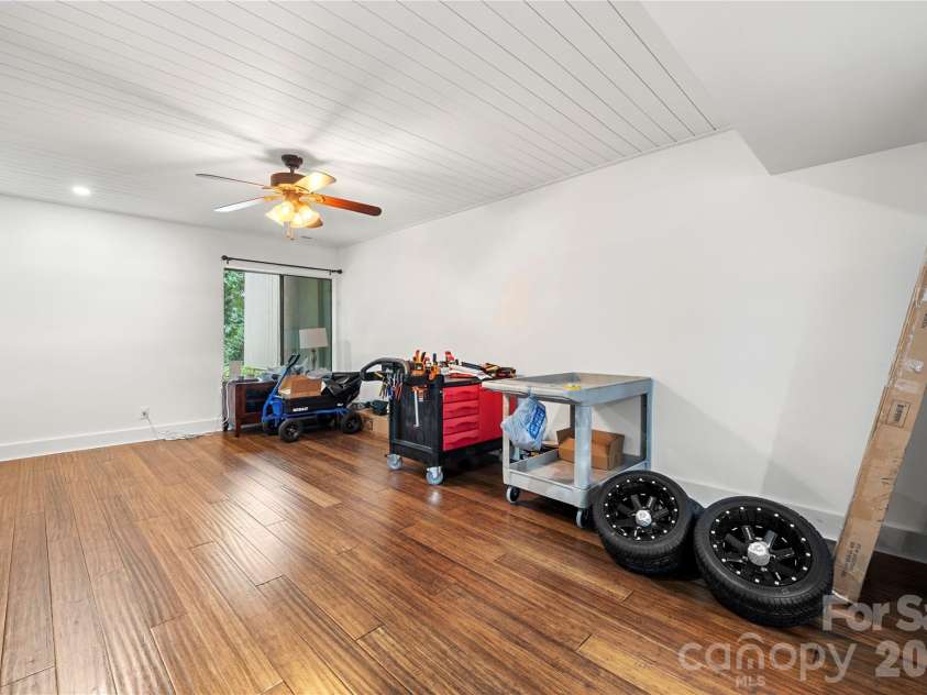 222 Riverview Terrace, Lake Wylie, SC 29710.  MLS# CAR4411366, YatesRealty ID 44151. Basement bonus room