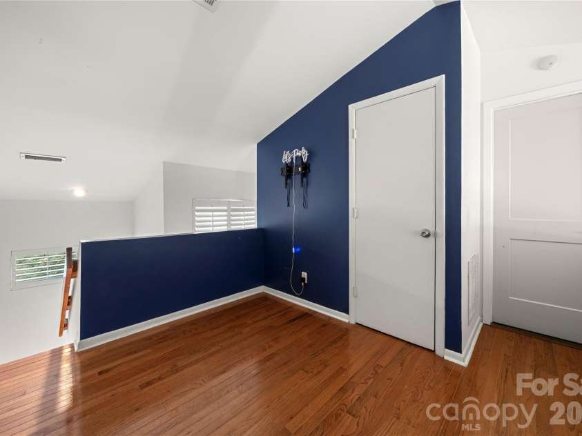 222 Riverview Terrace, Lake Wylie, SC 29710.  MLS# CAR4411366, YatesRealty ID 44151. Upstairs Loft