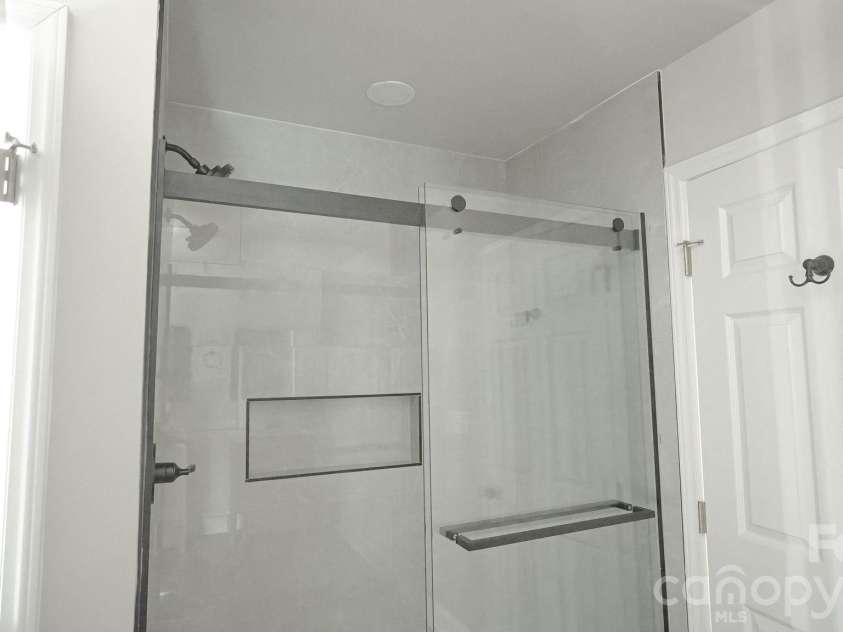 501-A Granby Circle, Charlotte, NC 28217.  MLS# CAR4414511, YatesRealty ID 44152. 
