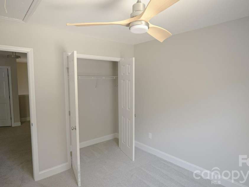 501-A Granby Circle, Charlotte, NC 28217.  MLS# CAR4414511, YatesRealty ID 44152. 