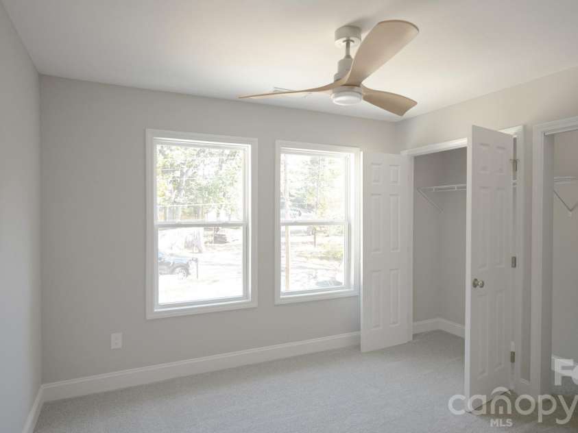 501-A Granby Circle, Charlotte, NC 28217.  MLS# CAR4414511, YatesRealty ID 44152. 