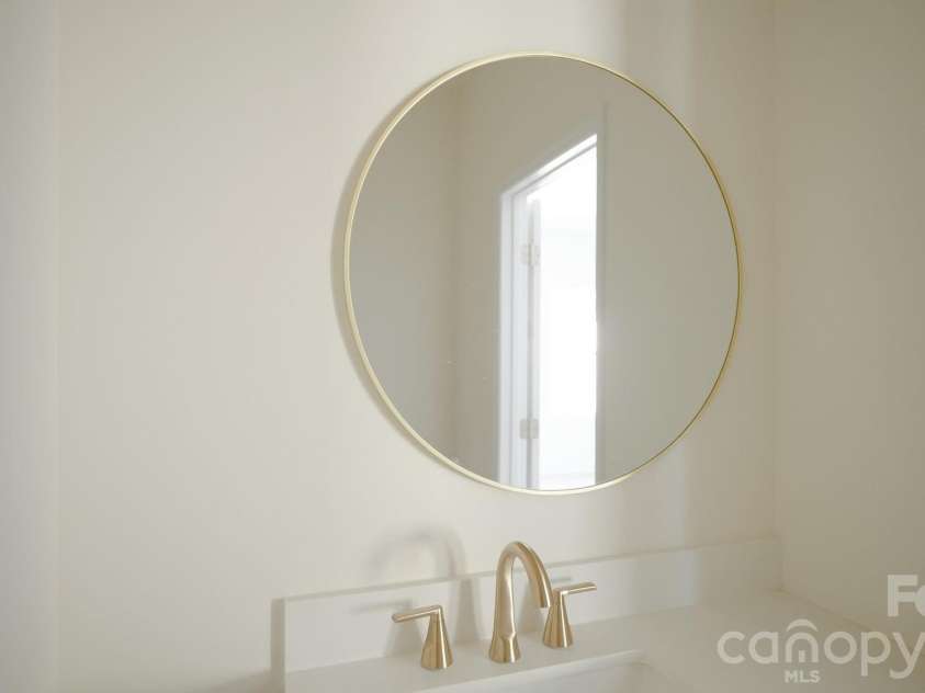 501-B Granby Circle, Charlotte, NC 28217.  MLS# CAR4414545, YatesRealty ID 44153. 