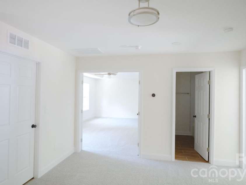 501-B Granby Circle, Charlotte, NC 28217.  MLS# CAR4414545, YatesRealty ID 44153. 
