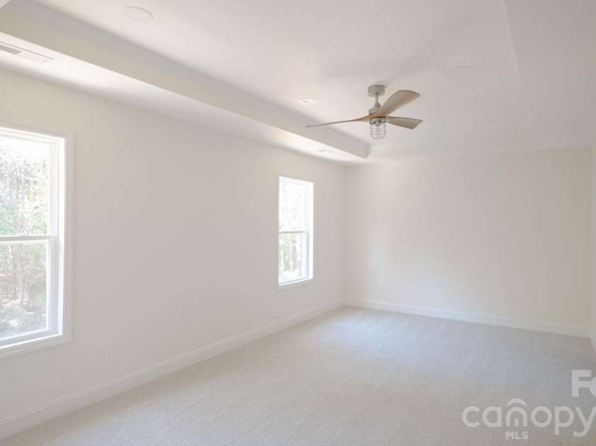 501-B Granby Circle, Charlotte, NC 28217.  MLS# CAR4414545, YatesRealty ID 44153. 