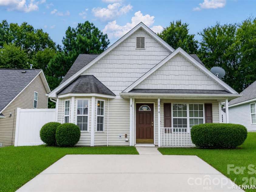 1914 Mission Oaks Street, Kannapolis, NC 28083.  MLS# CAR4414076, YatesRealty ID 44154. 