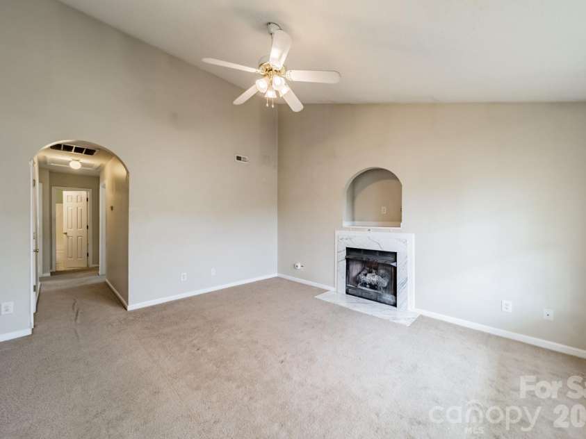 1914 Mission Oaks Street, Kannapolis, NC 28083.  MLS# CAR4414076, YatesRealty ID 44154. 