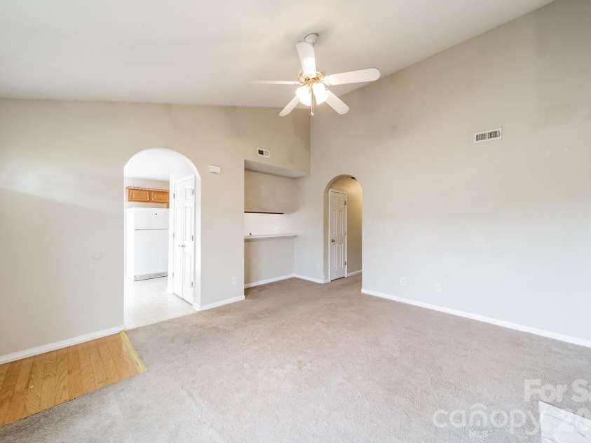1914 Mission Oaks Street, Kannapolis, NC 28083.  MLS# CAR4414076, YatesRealty ID 44154. 