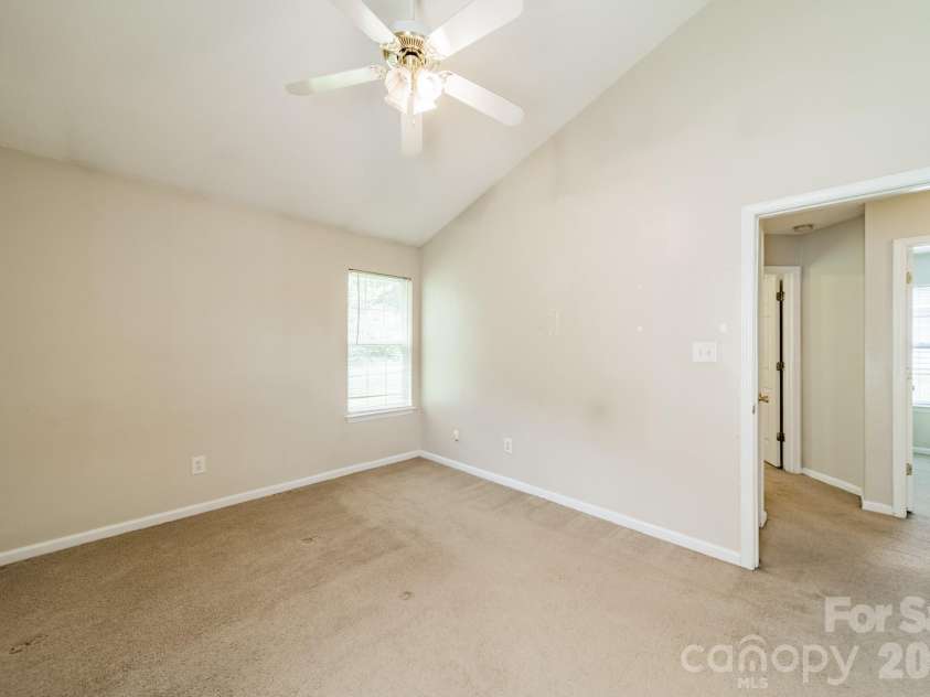 1914 Mission Oaks Street, Kannapolis, NC 28083.  MLS# CAR4414076, YatesRealty ID 44154. 