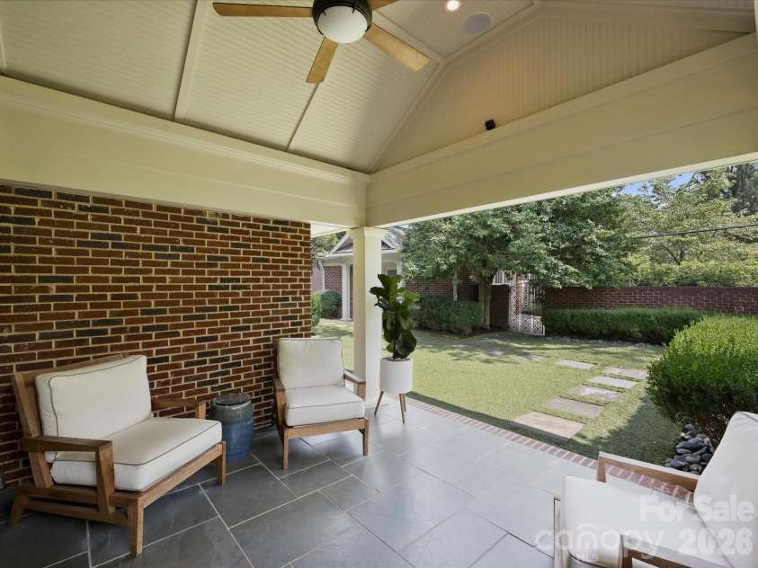 943 Romany Road, Charlotte, NC 28203.  MLS# CAR4414377, YatesRealty ID 44157. Covered Patio