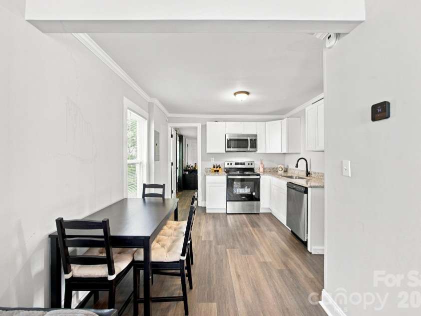 315 Pineview Street, Kannapolis, NC 28083.  MLS# CAR4414668, YatesRealty ID 44159. 