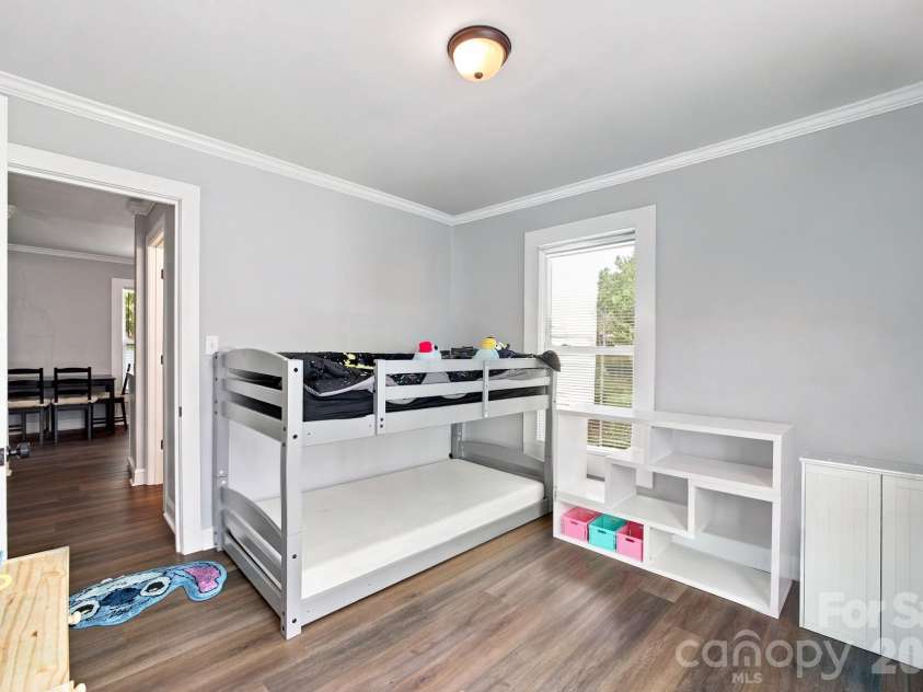 315 Pineview Street, Kannapolis, NC 28083.  MLS# CAR4414668, YatesRealty ID 44159. 