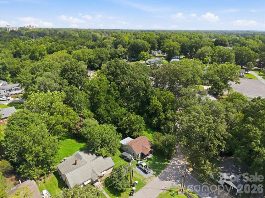 315 Pineview Street, Kannapolis, NC 28083.  MLS# CAR4414668, YatesRealty ID 44159. 