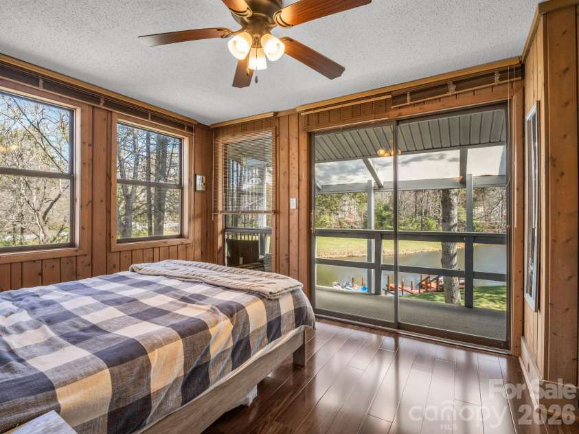45 Lakeside Villas Drive, Brevard, NC 28712.  MLS# CAR4358376, YatesRealty ID 4416. 