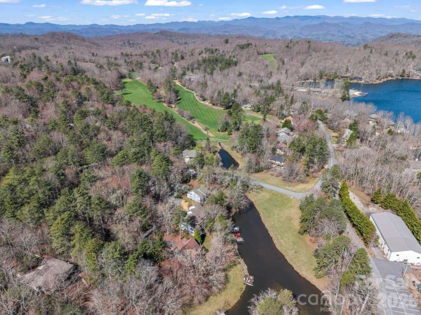 45 Lakeside Villas Drive, Brevard, NC 28712.  MLS# CAR4358376, YatesRealty ID 4416. 