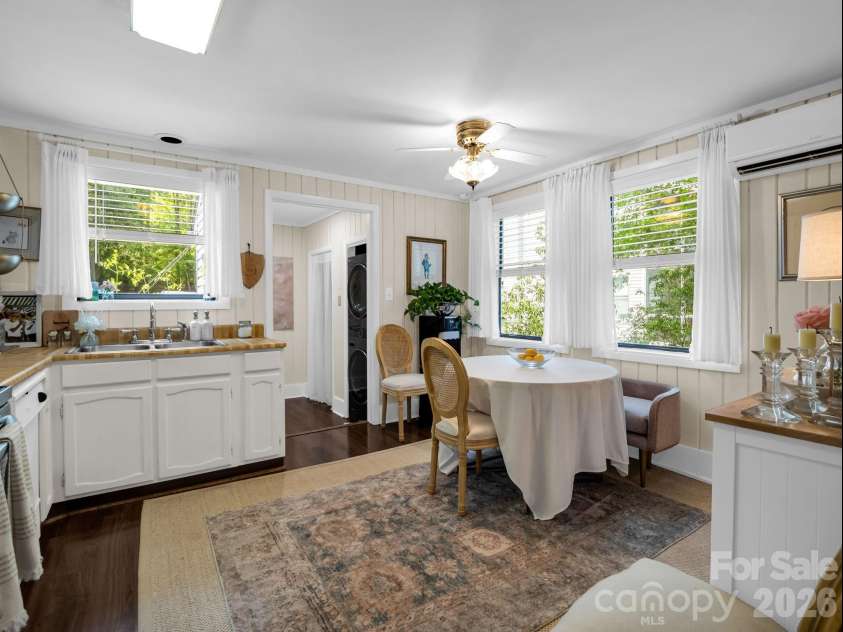 45 Lakeside Villas Drive, Brevard, NC 28712.  MLS# CAR4358376, YatesRealty ID 4416. 