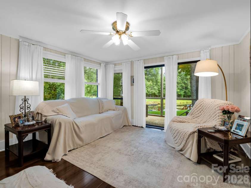 45 Lakeside Villas Drive, Brevard, NC 28712.  MLS# CAR4358376, YatesRealty ID 4416. 