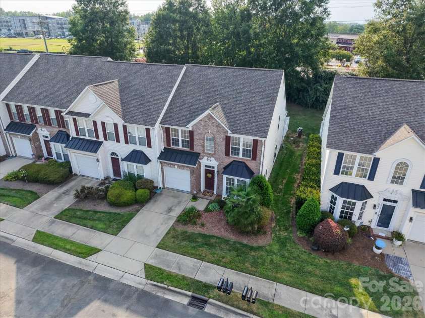 624 Bayou Circle, Clover, SC 29710.  MLS# CAR4413976, YatesRealty ID 44161. 