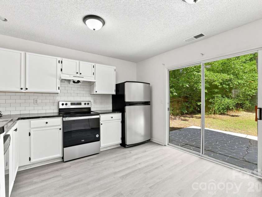 472 FIRST TURN Court, Concord, NC 28025.  MLS# CAR4414186, YatesRealty ID 44162. 