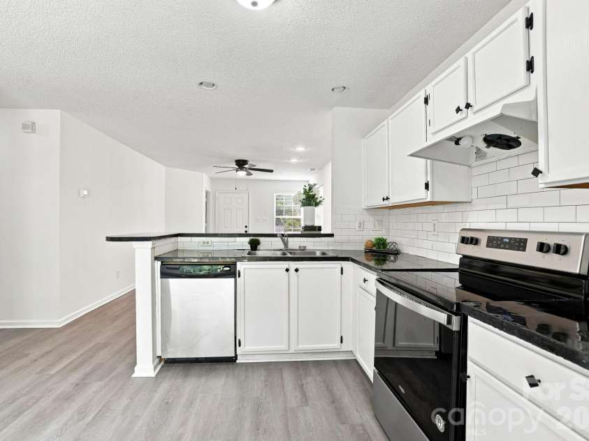 472 FIRST TURN Court, Concord, NC 28025.  MLS# CAR4414186, YatesRealty ID 44162. 