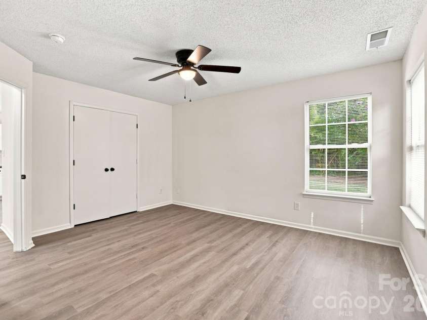 472 FIRST TURN Court, Concord, NC 28025.  MLS# CAR4414186, YatesRealty ID 44162. 