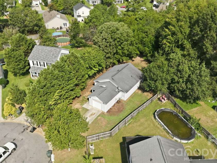 472 FIRST TURN Court, Concord, NC 28025.  MLS# CAR4414186, YatesRealty ID 44162. 