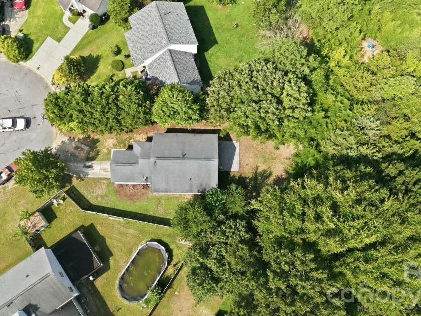 472 FIRST TURN Court, Concord, NC 28025.  MLS# CAR4414186, YatesRealty ID 44162. 