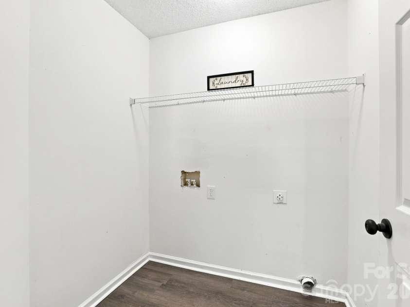 472 FIRST TURN Court, Concord, NC 28025.  MLS# CAR4414186, YatesRealty ID 44162. Laundry